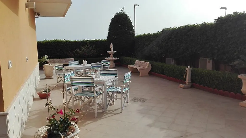B&B Terra Del Sole Portopalo Di Capo Passero 0*,
